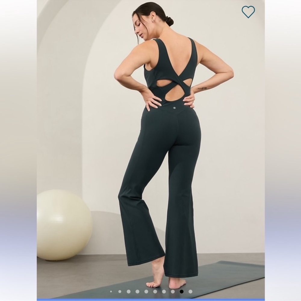 NWOT Athleta Salutation Flare Bodysuit - Picture 3 of 7